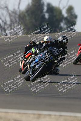 media/Nov-01-2025-TrackDaz (Sat) [[2b4d5192bc]]/B Group/1220pm (Turn 2 Outside)/